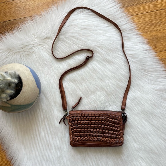 BIBA handmade leather crossbody bag - Picture 1 of 10